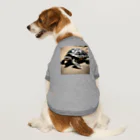 hinn-ketuの１、明日に向かって進むカメ Dog T-shirt