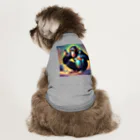 orihata-youのスマホを楽しむチンパンジー Dog T-shirt