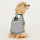 紅藤コミミズクの弾き語るライオン Dog T-shirt