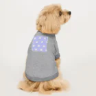 F_Illust_shopのモッフモフの白ぽめちゃん　蝶々を追いかける Dog T-shirt