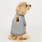 ポメラニアンのアリスくんの謎の生き物 Dog T-shirt