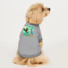 yuhi04のスカイダイビングの冒険猿 Dog T-shirt