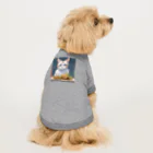 yoiyononakaのファストフードと虎縞白猫01 Dog T-shirt