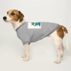 チャッピーの日光を浴びる Dog T-shirt