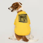 ちょうめんのはじっこのシマウマ横断歩道 Dog T-shirt