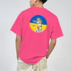 諭苑のSUZURI店のLove＆Peace観世音菩薩ウクライナ国旗背景 ドライTシャツ