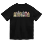 ひかさん一家の小屋のオランダ街C ドライTシャツ