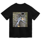 Mitsuyoの根っこ宇宙人。/Tree root alien Dry T-Shirt