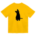 小鳥と映画館の小首をかしげるあざとい黒猫ちゃん ドライTシャツ