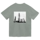 ダムダムの送電鉄塔群 Dry T-Shirt