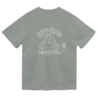 トシゾーのSUZURIのとこのキュウコン（白抜き・アーチ文字） Dry T-Shirt