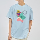 スロータイプ書店 Slowtype Booksのキーホルダーから飛び出すフリースタイルスキーヤー 296 Dry T-Shirt