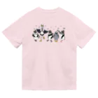 penguininkoのhappiness Dancing  Dry T-Shirt