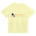 ヤママユ(ヤママユ・ペンギイナ)のペンギン界ナンバーワンのスピードスター、その名はジェンツーペンギン。 Dry T-Shirt
