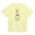 Mock’n Rollの熱いハートを胸に宿したうさぎちゃん Dry T-Shirt