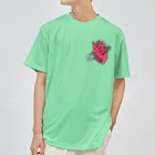 CARPE DIEMの安全ピンハート Dry T-Shirt