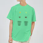 L_arctoaのカマキリの昼と夜の複眼（絵文字、背景透過ver） ドライTシャツ