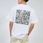 one minute shopの動物たくさんのペイズリー柄 Dry T-Shirt