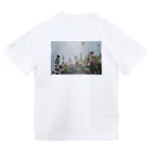 日常の一コマの空と花 Dry T-Shirt