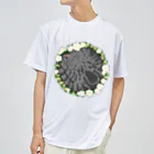 OSORAのお花畑でアンモニャイト Dry T-Shirt