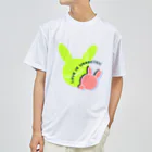 RabbitflowerのLove is usaketsu  Dry T-Shirt