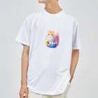 dolphineの上目遣いで見上げるrainbow cute cat Dry T-Shirt