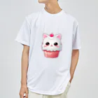 Vasetti_pressのカップケーキの猫ちゃん Dry T-Shirt