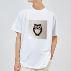 Owlの白黒フクロウちゃんのイラストグッズ ドライTシャツ