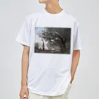 世界美術商店のモルトフォンテーヌの思い出 / Recollection of Mortefontaine Dry T-Shirt