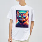 動物のオシャレ屋のサングラスをしている猫 ドライTシャツ