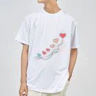 終わらない夢🌈の軽やかに舞うハート🩷 Dry T-Shirt