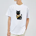 幸運のしっぽの黒猫と虹の首輪 ドライTシャツ