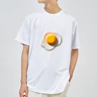 クレイアートグッズの【しゅんち堂】の目玉焼き Dry T-Shirt