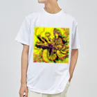 moon_takuanの観世音菩薩と龍「Kanzeon Bodhisattva and dragon」 Dry T-Shirt