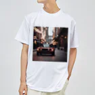 myu-vivi0505の車とネオン ドライTシャツ