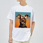 AQUAMETAVERSEのサングラスをかけた、かわいい Marsa 106 Dry T-Shirt