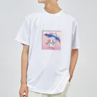 LisaLisaLisaの雨天使ちゃん Dry T-Shirt