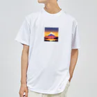 mazislowlifeの太陽の日差し Dry T-Shirt