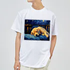 Dog Art Museumの【星降る夜 - ラブラドールレトリバー犬の子犬 No.3】 ドライTシャツ