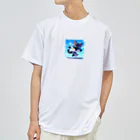 キュート＆クールのハイキック空手家クロネコ君 ドライTシャツ