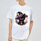 黒猫ギャラリー🐈‍⬛の黒猫の魔法使い ドライTシャツ