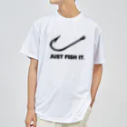 gemgemshopのJUST FISH IT (ナイキ パロディー) Dry T-Shirt