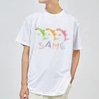 さかたようこ / サメ画家のはにかみSAME ドライTシャツ