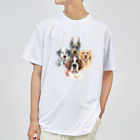 SANKAKU DESIGN STOREの賢くて優しい、大きい犬たち。 ドライTシャツ