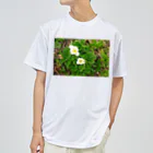 asako=niagaraの植物図鑑 ハクサンイチゲ② ドライTシャツ