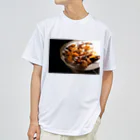 guu.のBBQ飯　焼きエビ Dry T-Shirt