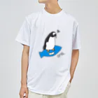 ゆずぽんずの体重を気にするペンギン ドライTシャツ