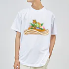 ハナドリカ SUZURI店のきつねうどん Dry T-Shirt