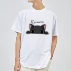Riotoのこっちを見る猫（黒猫） ドライTシャツ