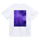 piroskaのふわふわ紫色の花 Dry T-Shirt